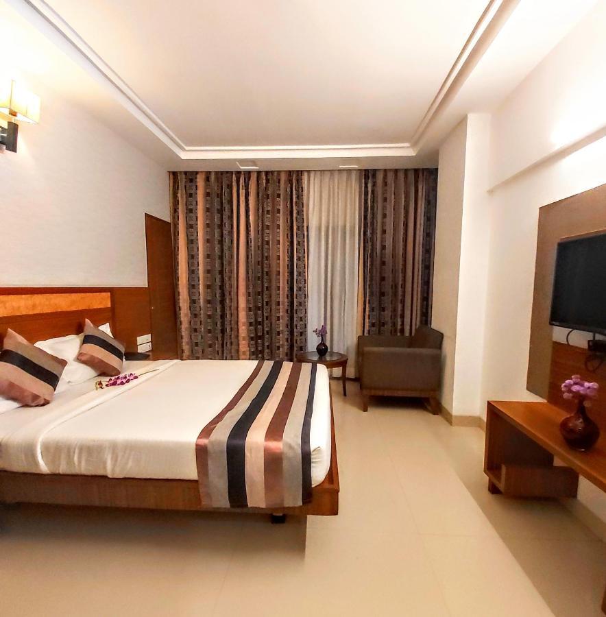 Quality Inn Mint Pune Zewnętrze zdjęcie